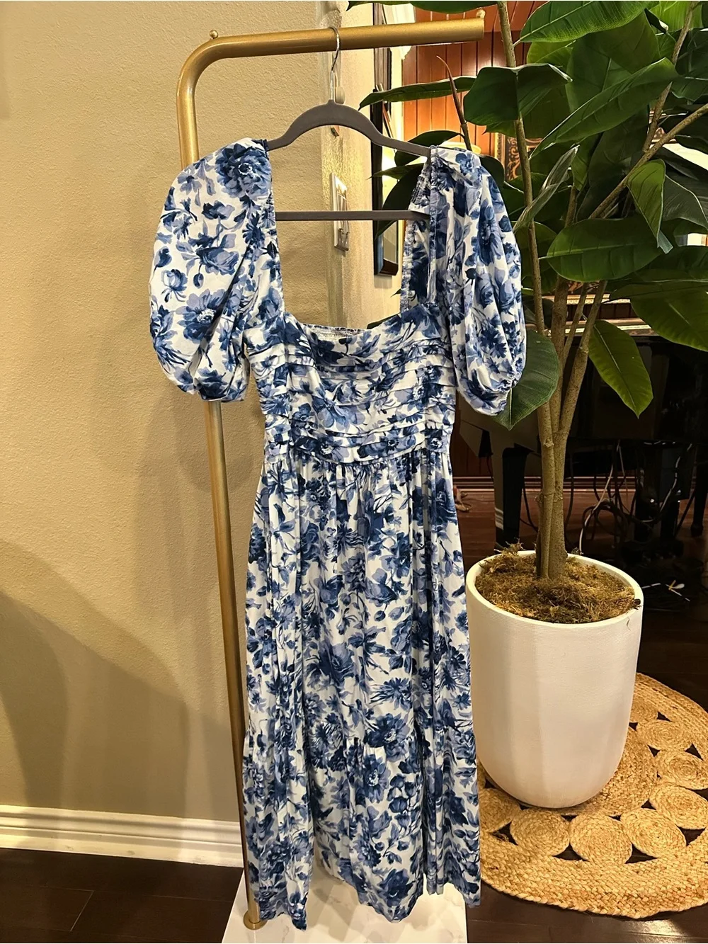 Abercrombie & Fitch Blue and White Floral Maxi Dress